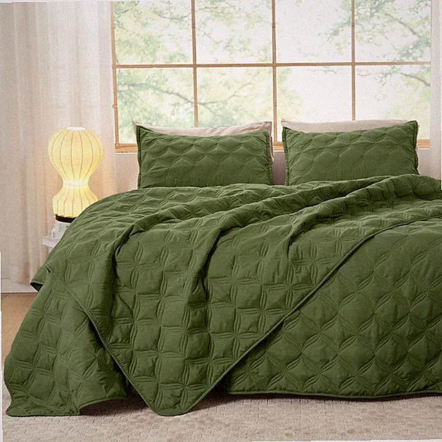 Litanika Oversized King Quilt Bedding Set, 128x120 Inch Super King Olive Gree...