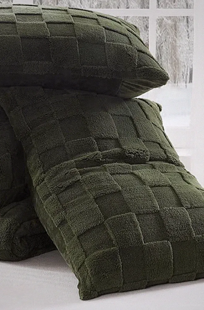 New 2 Litanika Fluffy Olive Green Sherpa Fleece Pillowcases / Shams